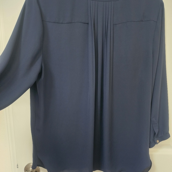 JM Collection Navy Blue Top - Picture 2 of 7